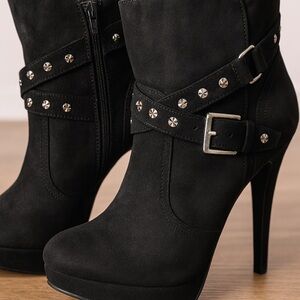 Guess Black Heeled Boots with Silver Buckle